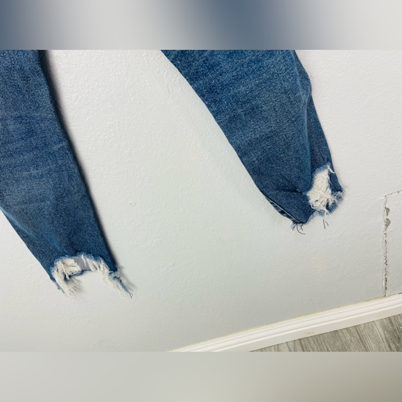 Gap 1969 High Rise Slim Straight Distress Hem Jeans - Picture 11 of 11